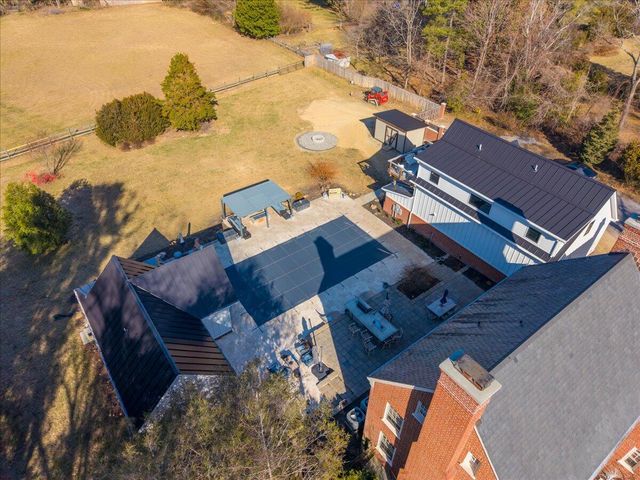 111 Cohee RD, Blacksburg, VA 24060