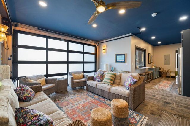 111 Cohee RD, Blacksburg, VA 24060