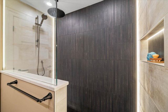 111 Cohee RD, Blacksburg, VA 24060