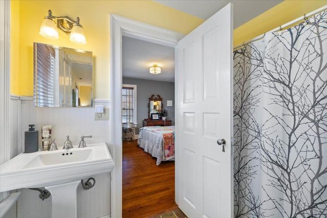 111 Cohee RD, Blacksburg, VA 24060