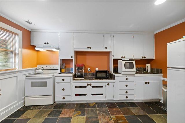 111 Cohee RD, Blacksburg, VA 24060