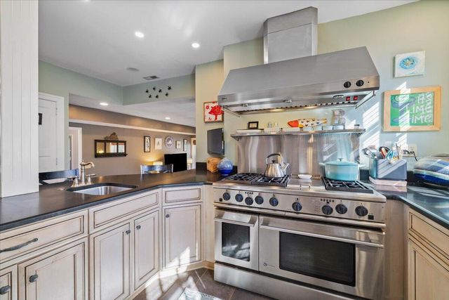 111 Cohee RD, Blacksburg, VA 24060