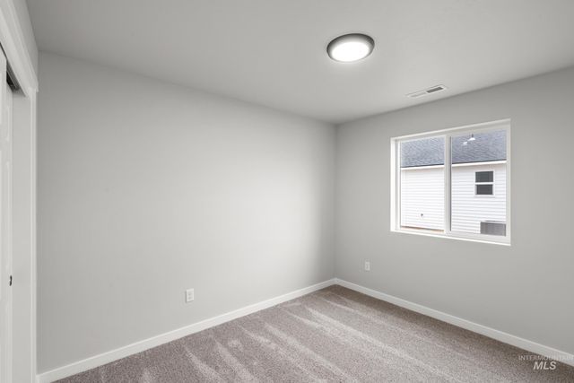 3536 E Boxelder Dr, Nampa, ID 83686
