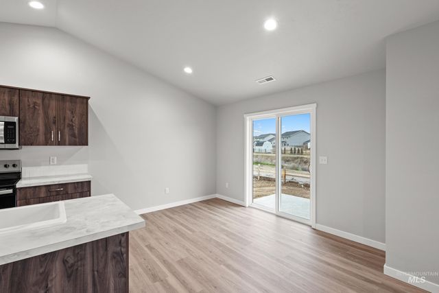 3536 E Boxelder Dr, Nampa, ID 83686
