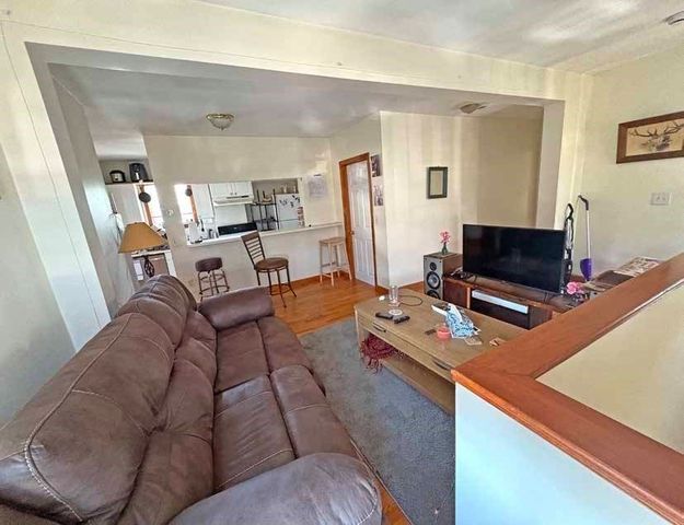 68 Gore St, Cambridge, MA 02141