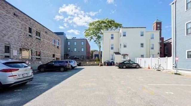 68 Gore St, Cambridge, MA 02141