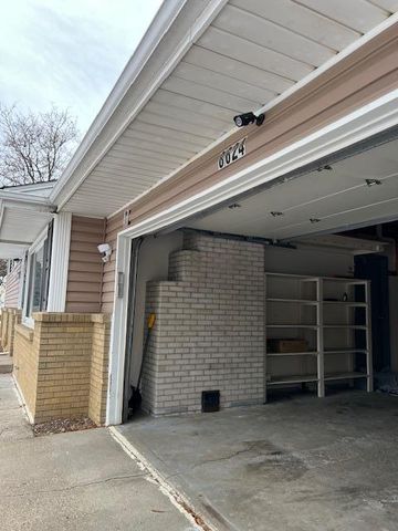 8624 Cherokee Drive N, Brooklyn Park, MN 55428