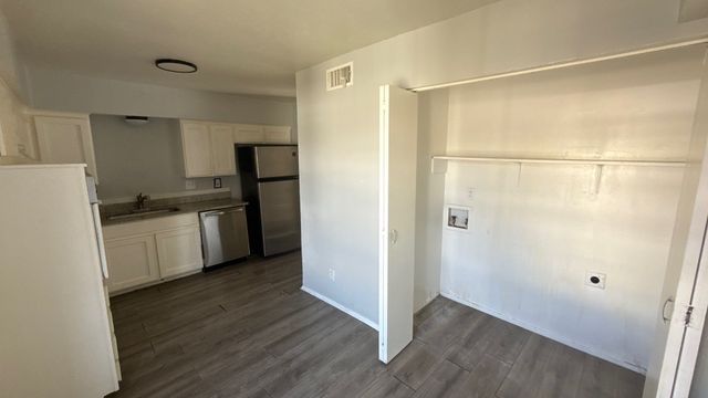 1907 Nolen Court, Arlington, TX 76012