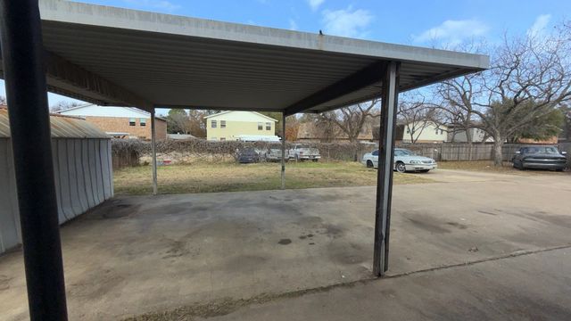 1907 Nolen Court, Arlington, TX 76012