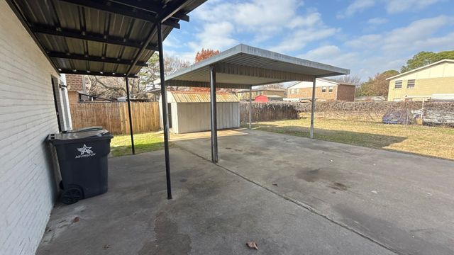 1907 Nolen Court, Arlington, TX 76012