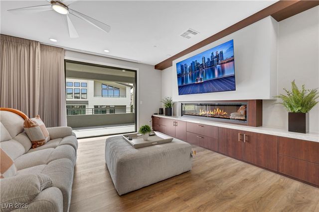 5232 Fading Sunset Drive, Las Vegas, NV 89135