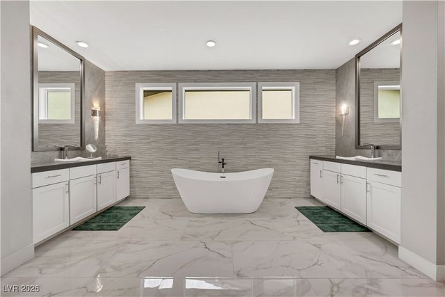 5232 Fading Sunset Drive, Las Vegas, NV 89135