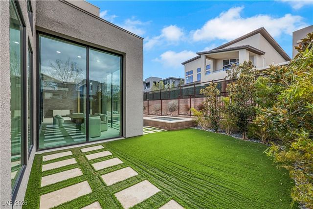 5232 Fading Sunset Drive, Las Vegas, NV 89135