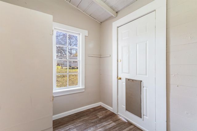 2800 Bernice St, Gladewater, TX 75647