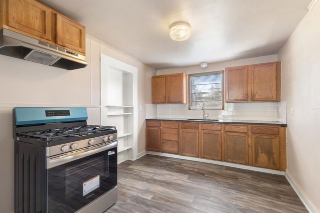 2800 Bernice St, Gladewater, TX 75647