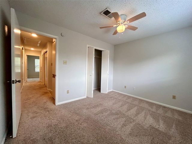 8910 Schick RD D, Austin, TX 78729