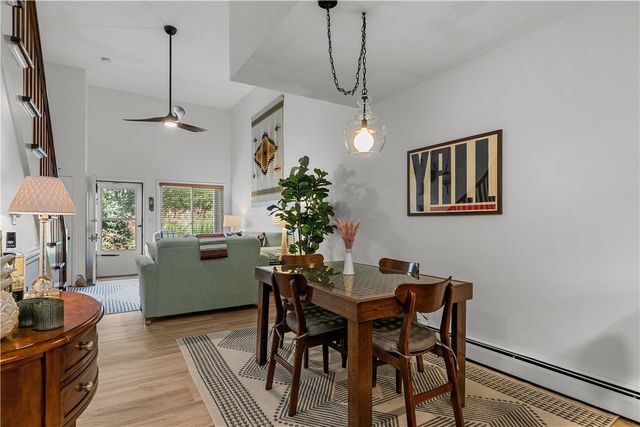 26 West Narragansett Avenue 6, Newport, RI 02840