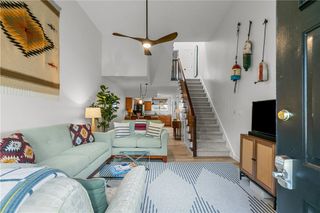 26 West Narragansett Avenue 6, Newport, RI 02840