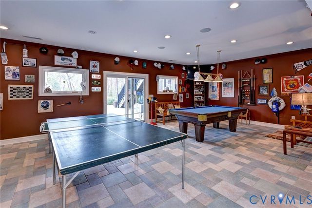 2412 Pates Crk, Williamsburg, VA 23185