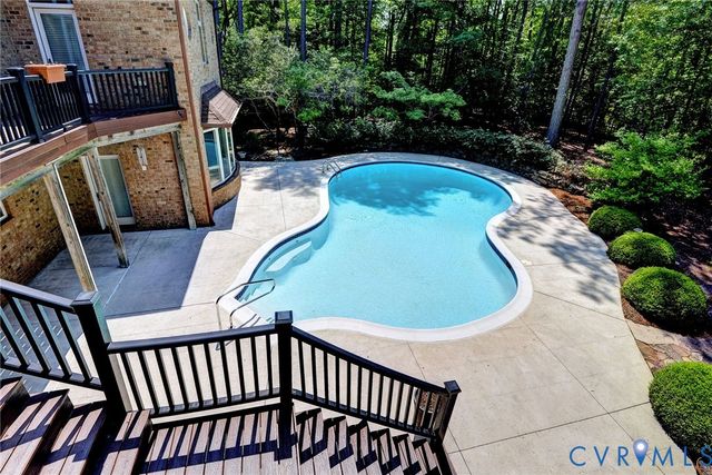 2412 Pates Crk, Williamsburg, VA 23185