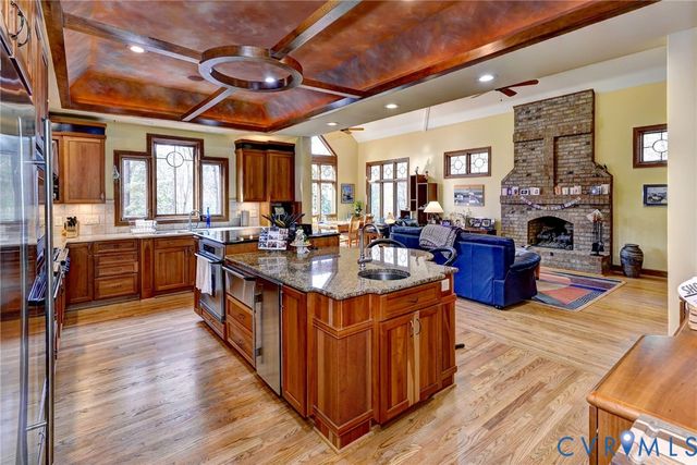 2412 Pates Crk, Williamsburg, VA 23185