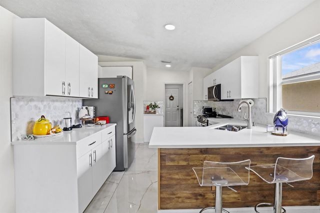 6648 Gaviota, Fort Pierce, FL 34951