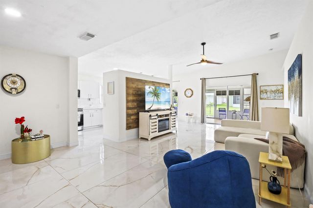 6648 Gaviota, Fort Pierce, FL 34951