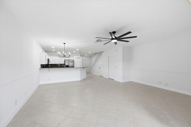 13380 Georgian Court, Wellington, FL 33414