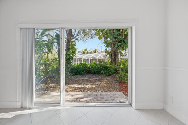 13380 Georgian Court, Wellington, FL 33414