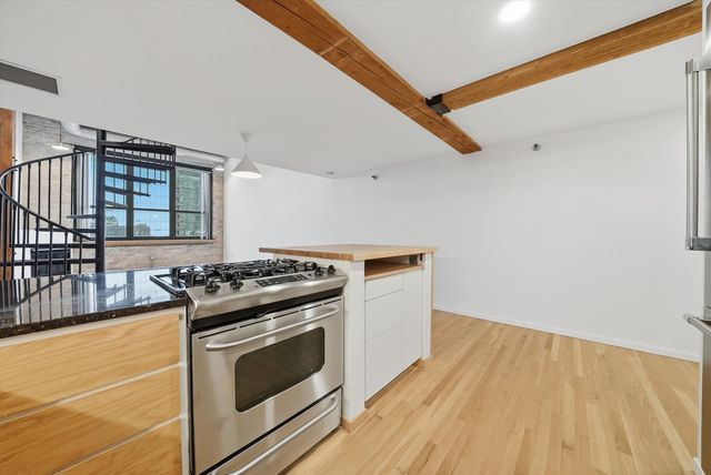 1727 S Indiana Avenue 422, Chicago, IL 60616