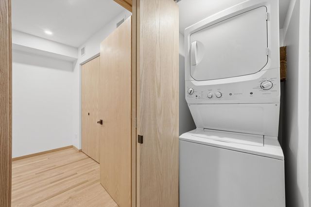 1727 S Indiana Avenue 422, Chicago, IL 60616