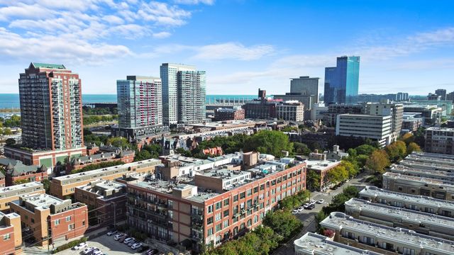 1727 S Indiana Avenue 422, Chicago, IL 60616