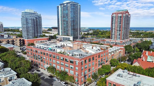 1727 S Indiana Avenue 422, Chicago, IL 60616