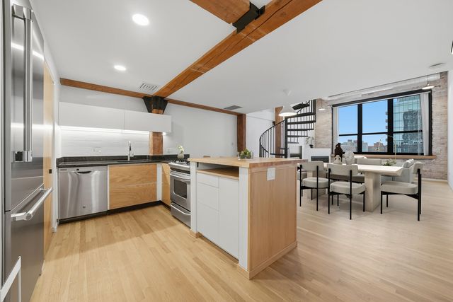 1727 S Indiana Avenue 422, Chicago, IL 60616