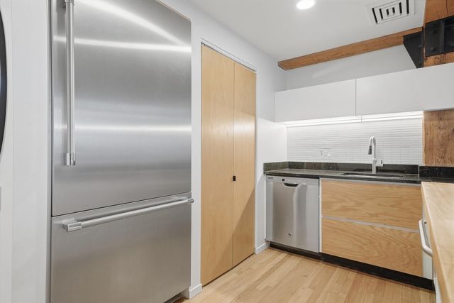 1727 S Indiana Avenue 422, Chicago, IL 60616