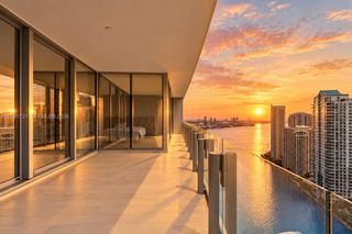 300 Biscayne Boulevard Way 3304C, Miami, FL 33131