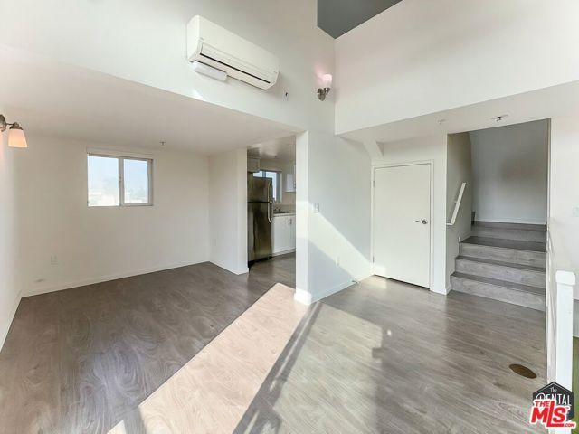 4980 S Centinela Avenue 7, Los Angeles, CA 90066