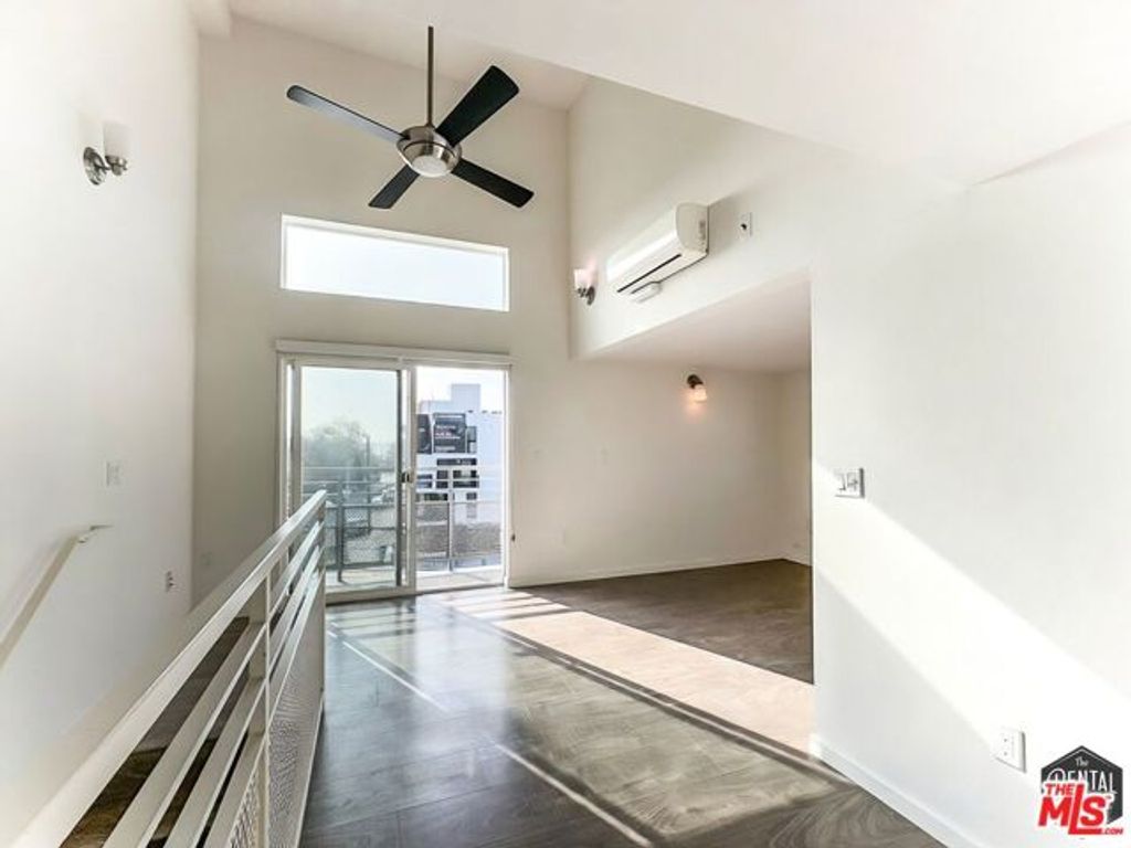4980 S Centinela Avenue 7, Los Angeles, CA 90066