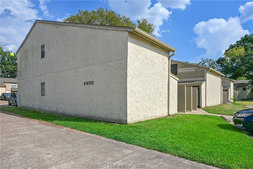 4405 Carter Creek Parkway 2, Bryan, TX 77802 — photo 2