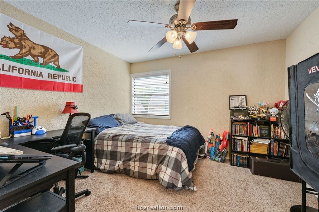 4405 Carter Creek Parkway 2, Bryan, TX 77802 — photo 3