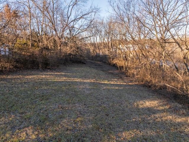 5046 Raytown Road, Kansas City, MO 64133