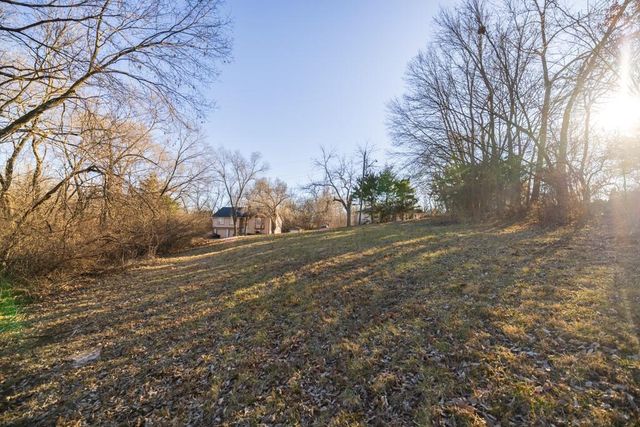 5046 Raytown Road, Kansas City, MO 64133