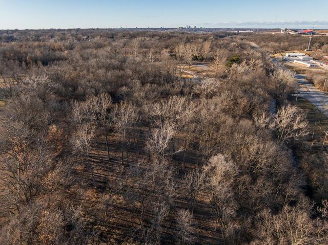 5046 Raytown Road, Kansas City, MO 64133