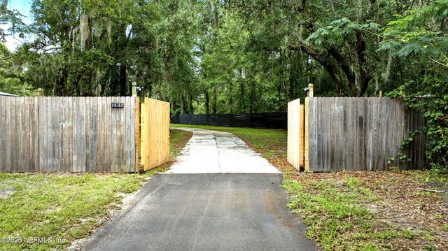 1637 STARRATT Road, Jacksonville, FL 32226