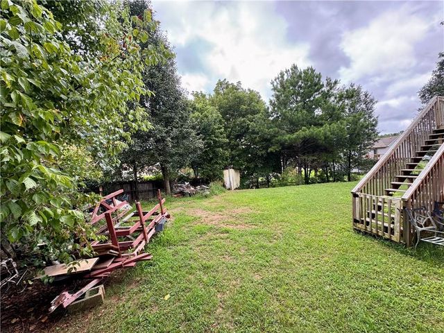 108 Thornwood Drive, Cartersville, GA 30121