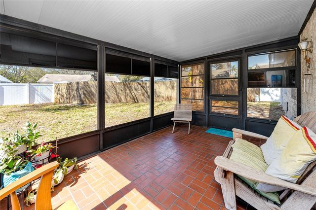 14012 CASCADE LANE, Tampa, FL 33618