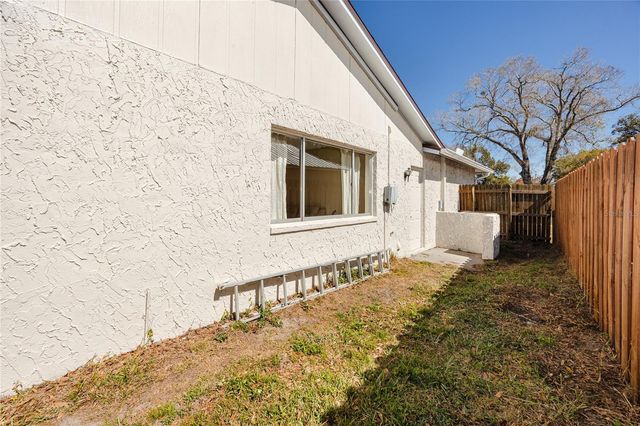 14012 CASCADE LANE, Tampa, FL 33618