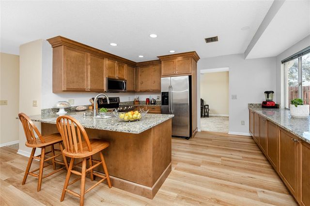 14012 CASCADE LANE, Tampa, FL 33618