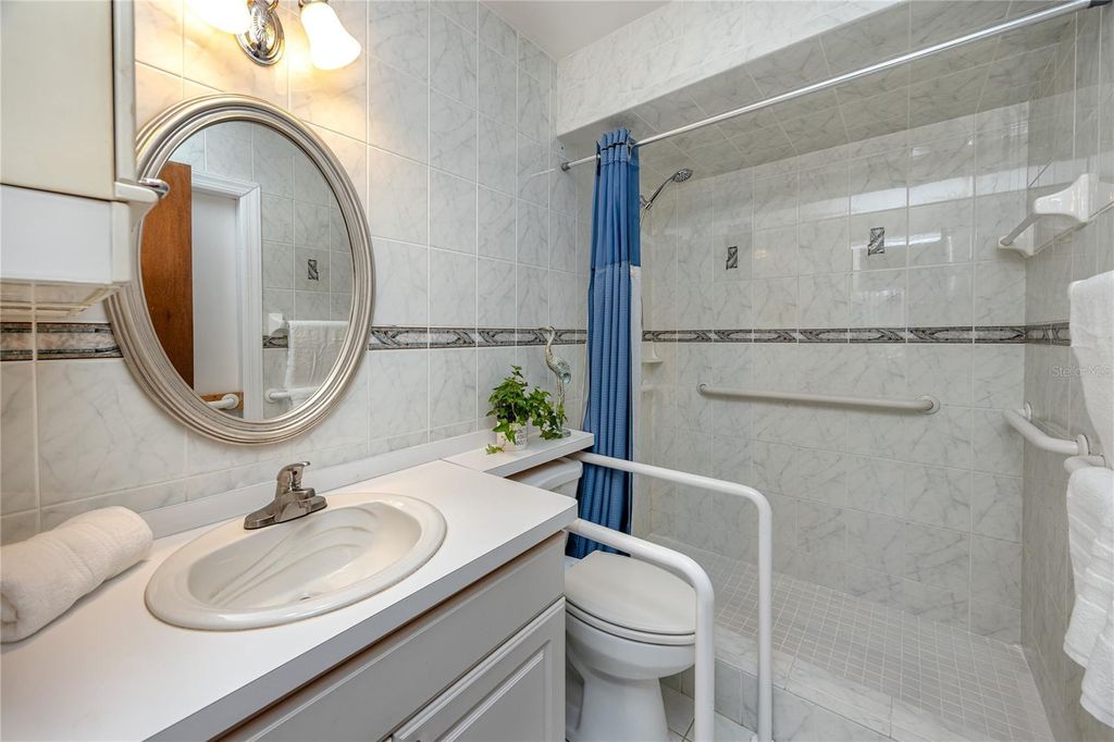 Image 21 of property listing at 14012 CASCADE LANE, Tampa, FL 33618