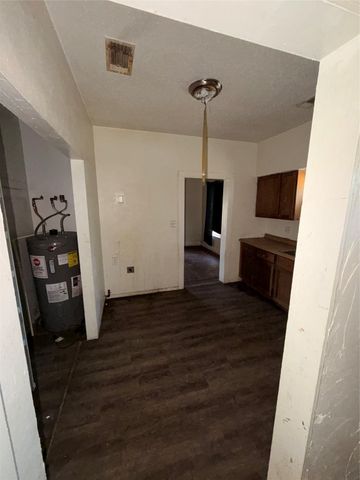 216 N Waverly Drive, Dallas, TX 75208